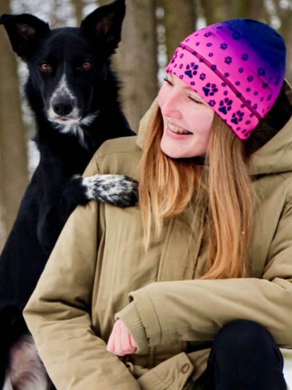 Muetze-Kappe-Kopfbedeckung-Hund-Hundeliebhaber-Winter-kuschlig-warm-Hundepfoten-pink-schwarz-D15